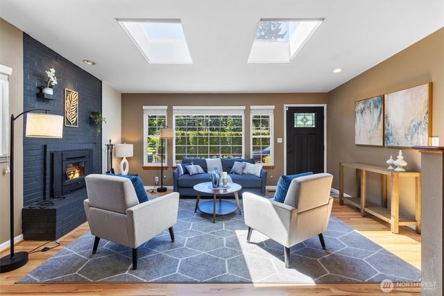 17821 60th Avenue W, Lynnwood, WA 98037