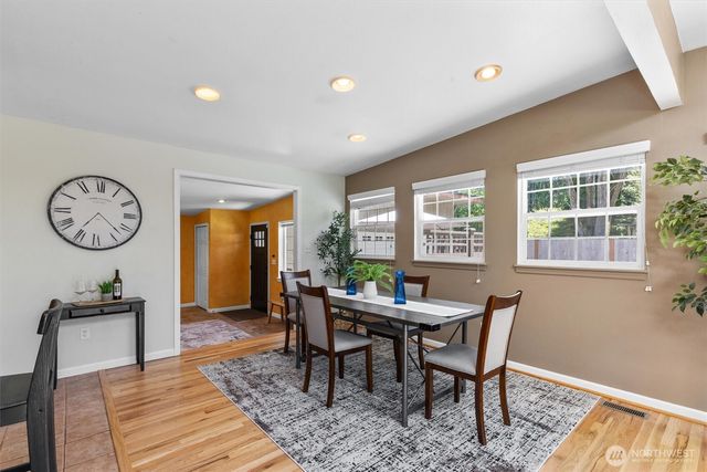 17821 60th Avenue W, Lynnwood, WA 98037