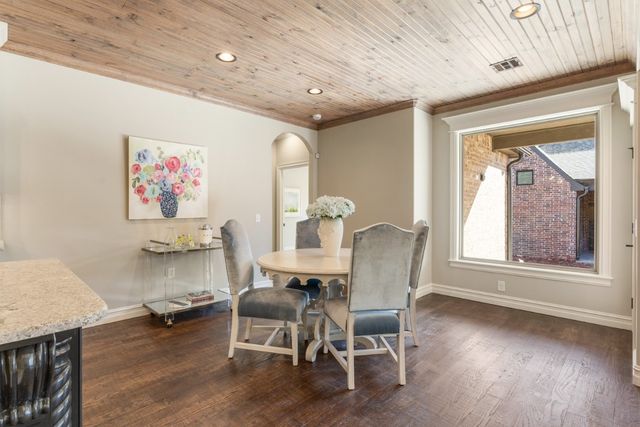 15704 Flora Avenue, Edmond, OK 73013