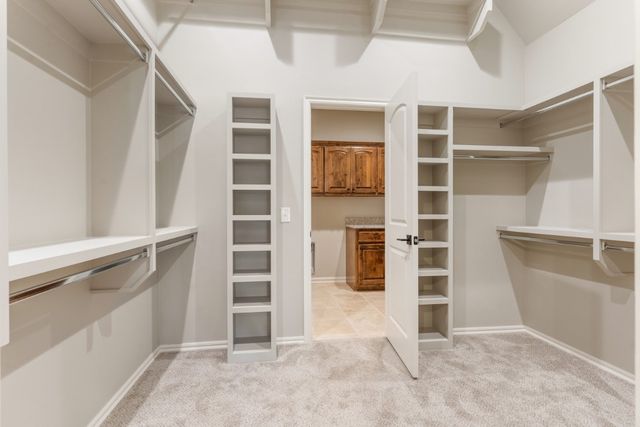 15704 Flora Avenue, Edmond, OK 73013