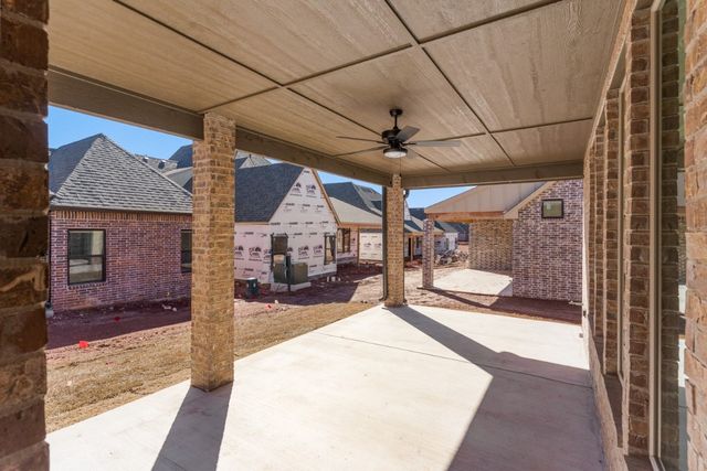 15704 Flora Avenue, Edmond, OK 73013
