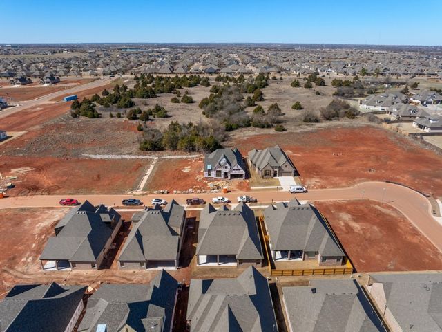 15704 Flora Avenue, Edmond, OK 73013