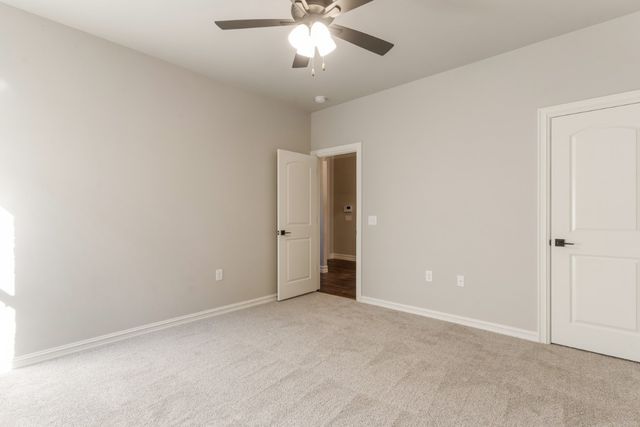 15704 Flora Avenue, Edmond, OK 73013