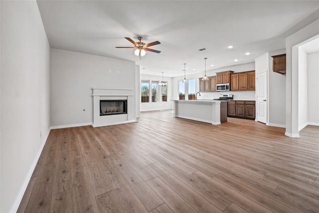 802 Juneau Street, Gainesville, TX 76240
