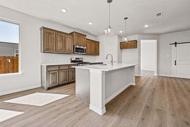 802 Juneau Street, Gainesville, TX 76240