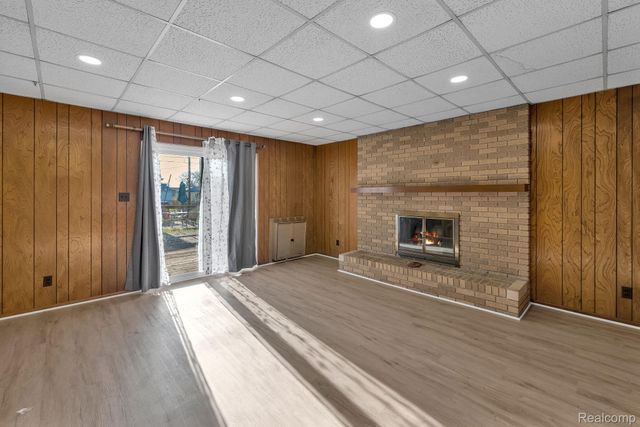 34381 Rosslyn Street, Westland, MI 48185