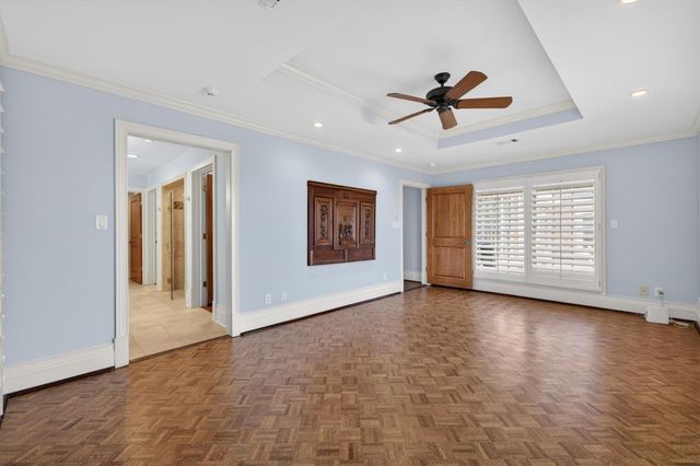 1109 Harbor View Drive, Galveston, TX 77550