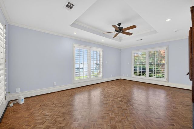 1109 Harbor View Drive, Galveston, TX 77550
