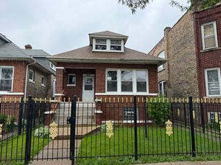 1511 N Linder Avenue, Chicago, IL 60651
