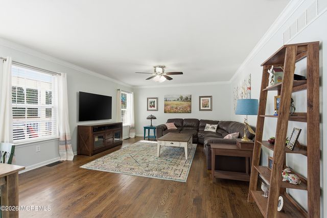 197 Inlet Avenue, Manahawkin, NJ 08050