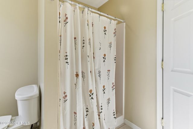 197 Inlet Avenue, Manahawkin, NJ 08050