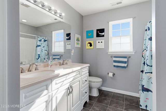 197 Inlet Avenue, Manahawkin, NJ 08050