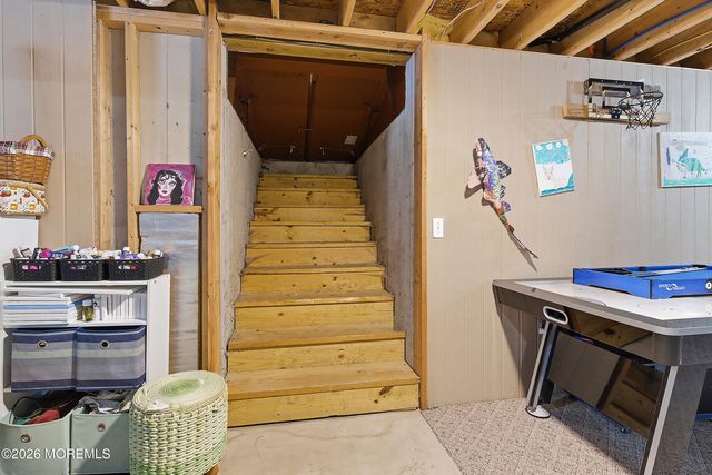 197 Inlet Avenue, Manahawkin, NJ 08050