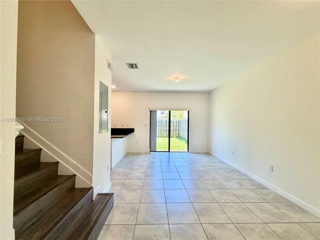 11214 SW 249th St, Homestead, FL 33032