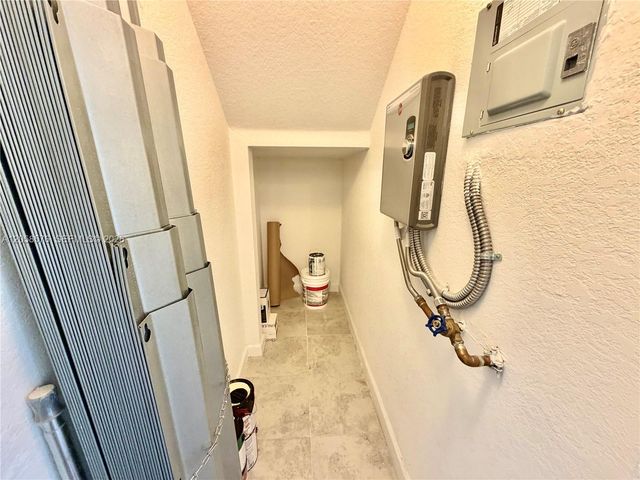 11214 SW 249th St, Homestead, FL 33032