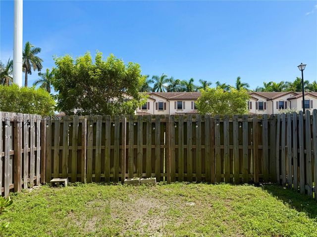 11214 SW 249th St, Homestead, FL 33032