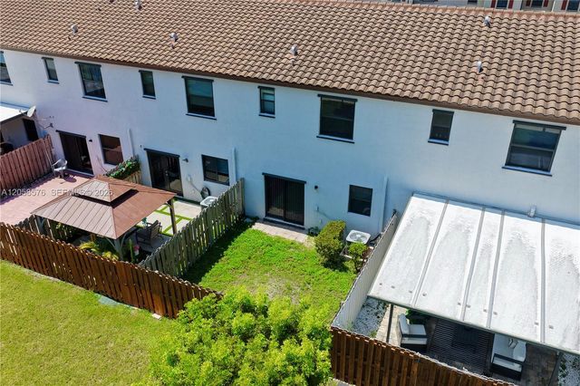 11214 SW 249th St, Homestead, FL 33032