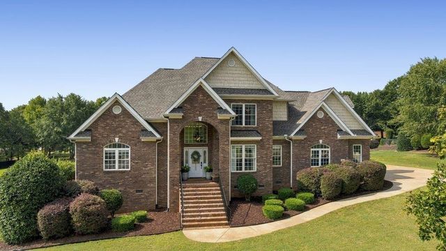742 Tinsberry Lane, Inman, SC 29349