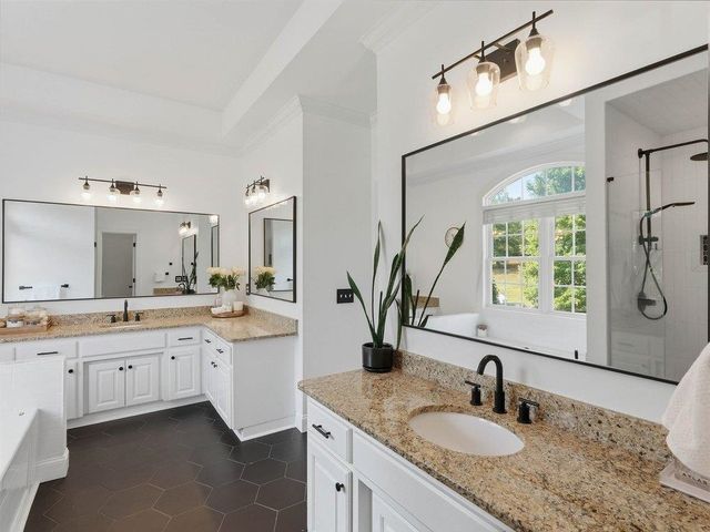 742 Tinsberry Lane, Inman, SC 29349