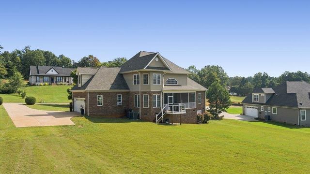 742 Tinsberry Lane, Inman, SC 29349