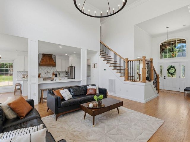 742 Tinsberry Lane, Inman, SC 29349