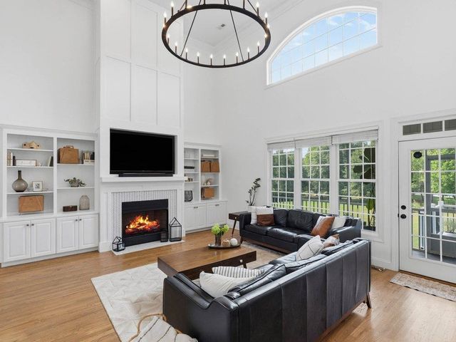742 Tinsberry Lane, Inman, SC 29349