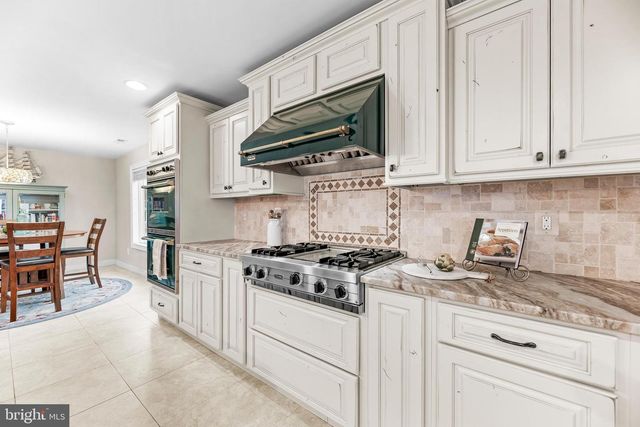 3095 CALVERT BLVD, Lusby, MD 20657