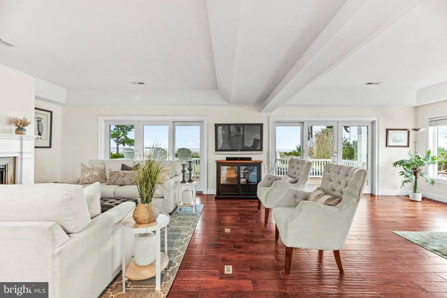 3095 CALVERT BLVD, Lusby, MD 20657