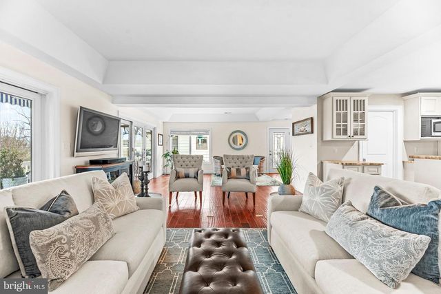 3095 CALVERT BLVD, Lusby, MD 20657