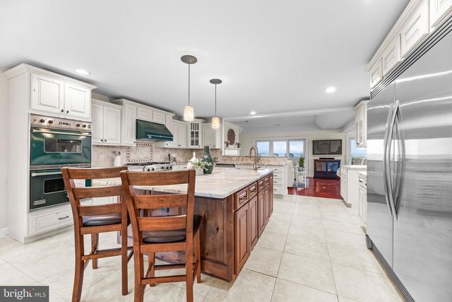 3095 CALVERT BLVD, Lusby, MD 20657