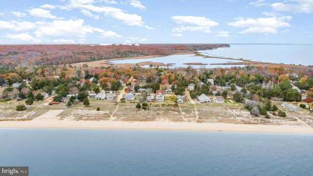 3095 CALVERT BLVD, Lusby, MD 20657