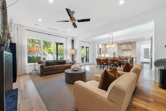 3621 Peregrine Falcon DR, Austin, TX 78746