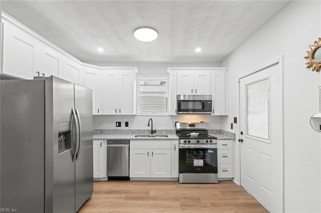 2104 Marshall AVE, Newport News, VA 23607