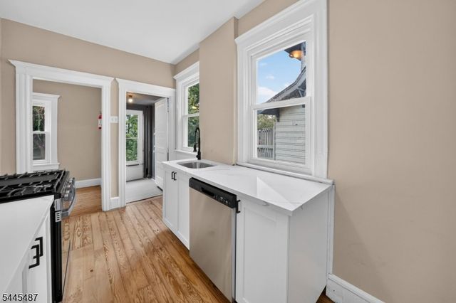678 Ridgedale Ave, Woodbridge Twp., NJ 07095