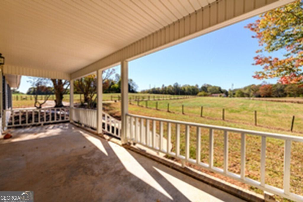 173 DEER CREEK FARM Road, Hartwell, GA 30643 — photo 5