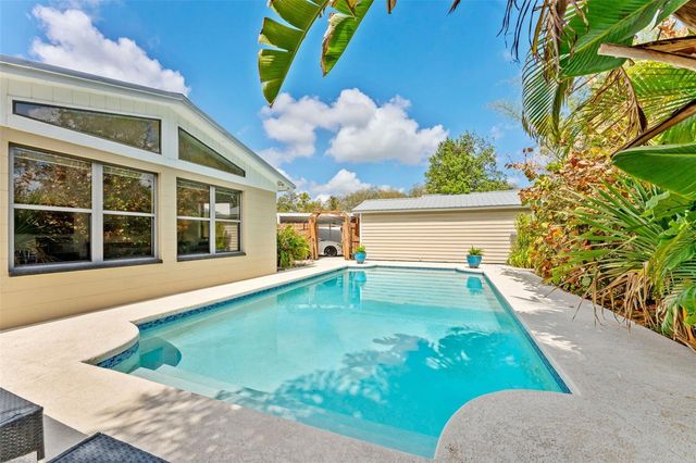 6429 N GOMEZ AVENUE, Tampa, FL 33614