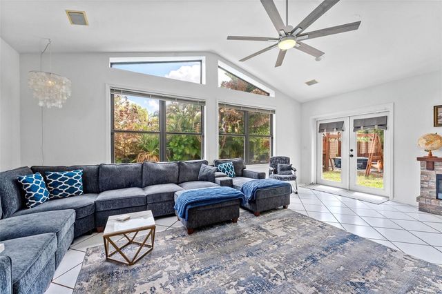 6429 N GOMEZ AVENUE, Tampa, FL 33614