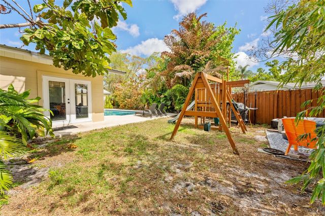 6429 N GOMEZ AVENUE, Tampa, FL 33614