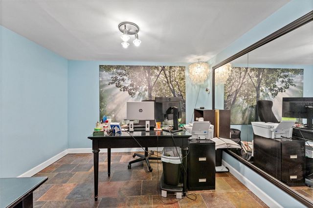 6429 N GOMEZ AVENUE, Tampa, FL 33614