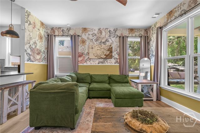2217 E 59th Street, Savannah, GA 31404