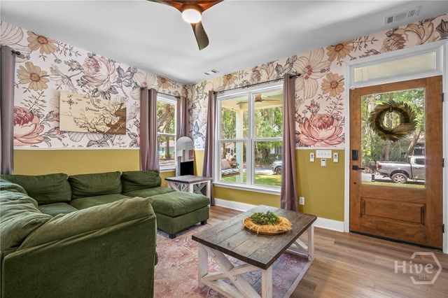 2217 E 59th Street, Savannah, GA 31404