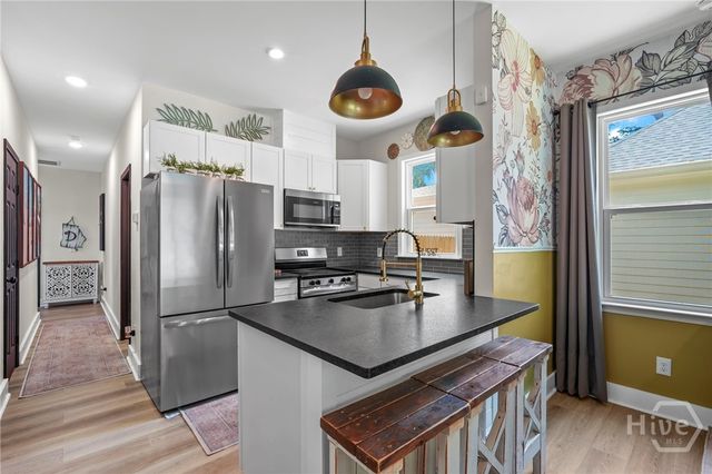 2217 E 59th Street, Savannah, GA 31404