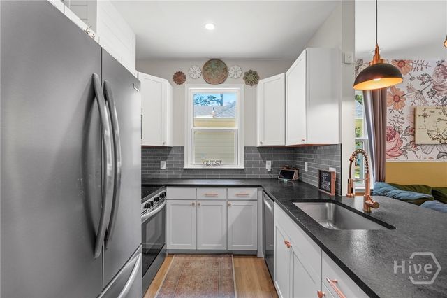 2217 E 59th Street, Savannah, GA 31404