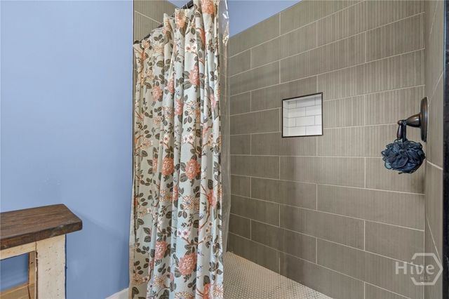 2217 E 59th Street, Savannah, GA 31404