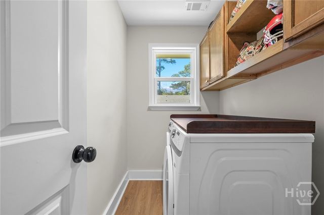 2217 E 59th Street, Savannah, GA 31404