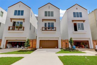 2516 Ohsfeldt Street, Houston, TX 77008