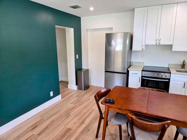 628 Monroe Drive Front, West Palm Beach, FL 33405