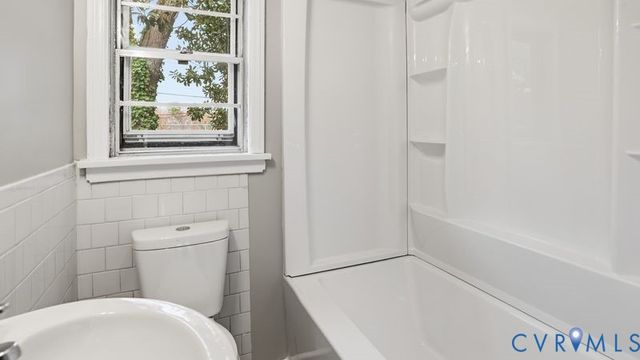 2424 Alycia Ave, Henrico, VA 23228