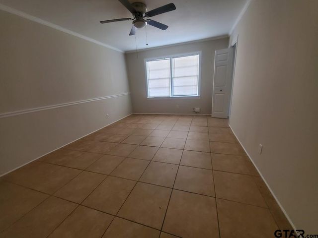 3105 Faith LN, Tyler, TX 75701