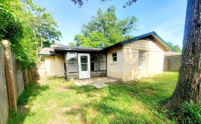 3105 Faith LN, Tyler, TX 75701